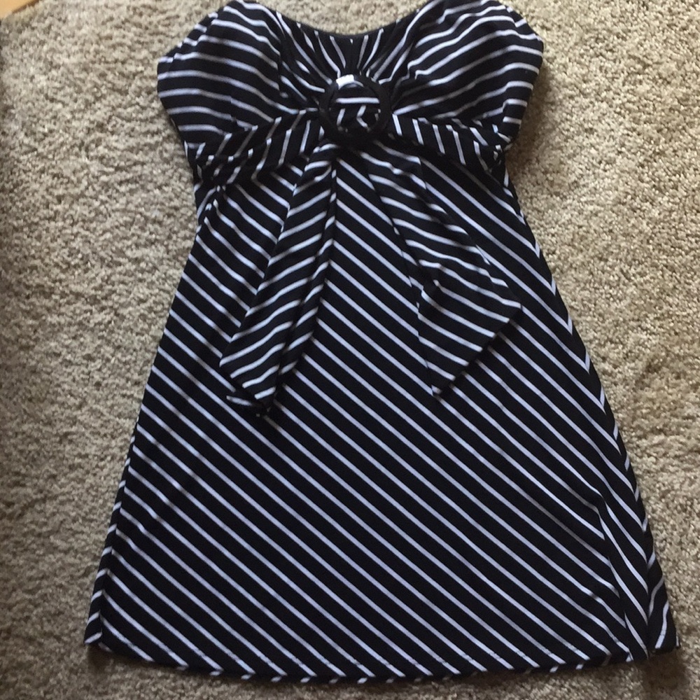 NWT Beautiful WHBM Strapless padded top